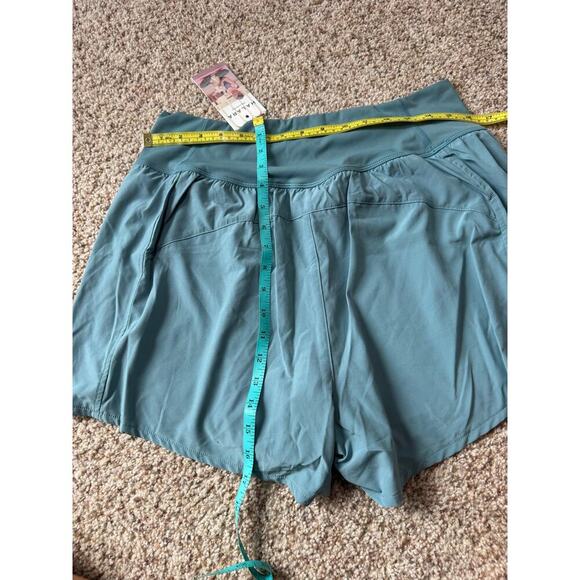 NWT - HALARA Workout Shorts, size 1 X - Picture 3 of 11